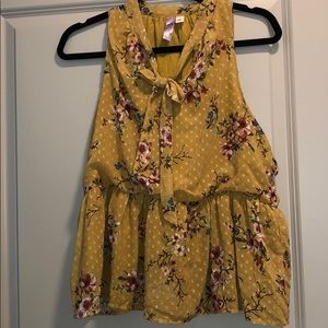 Alta Blouse size medium, neck tie